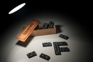 cum se joaca domino